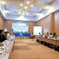 Suasana FGD Pusat Studi Indo-Pasifik Universitas Cenderawasih di salah satu hotel di Jayapura, Papua, Jumat (21/3/2025).  Dok Dam/Jubi