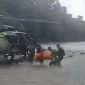 Detik-detik evakuasi jenazah pendulang emas korban pembantaian KKB di tengah sungai Kabupaten Yahukimo, Papua Pegunungan. (Satgas Damai Cartenz)