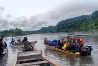 Proses pencarian korban speedboat tenggelam di Sungai Mamberamo, Papua.