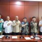 Komite Eksekutif Percepatan Pembangunan Otonomi Khusus Papua pose bersama Deputi Pengembangan Kewilayahan Kementerian PPN/Bappenas, Medrilzam, Senin 19 Januari 2026. (Tim Komite Eksekutif Papua)