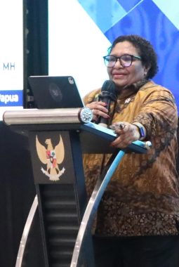 Sinkronisasi atau Jalan di Tempat? Wamendagri Soroti Arah Pembangunan Papua 2025–2029