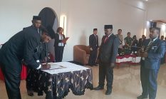 Bupati Lanny Jaya Hadiri Sidang PAW DPRK, Tegaskan Komitmen Demokrasi