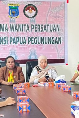 Perempuan Papua Pegunungan Teladani Kartini, Perkuat Silaturahmi Lewat Halalbihalal DWP