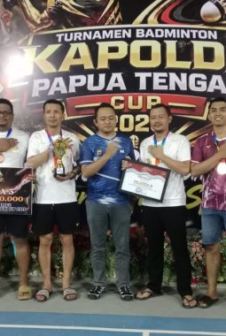 Final Kapolda Cup I 2026 Papua Tengah Tuntas, Ajang Bulutangkis HUT Bhayangkara ke-80 Lahirkan Para Juara