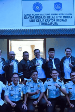 Yan Mandenas: Tidak Ada Ruang bagi Pelanggaran Imigrasi di Tanah Papua