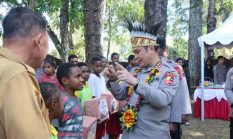 Astamaops Kapolri Dukung Pendidikan dan Seni Budaya Papua di Wesaput