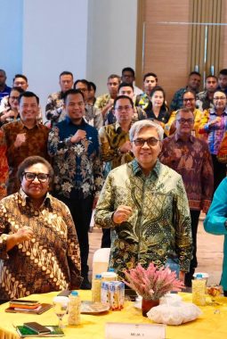 Wamendagri Minta Pemda Segera Rampungkan Rencana Aksi Percepatan Dana Otsus