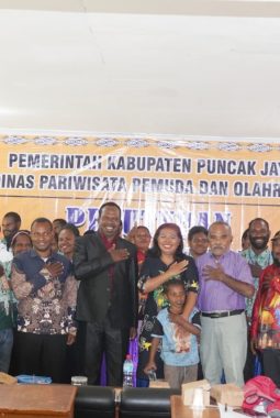 Bangun Ekonomi Daerah, Pemkab Puncak Jaya Latih Wirausaha Pemula