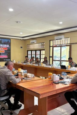 Wakapolda Papua Tengah Pimpin Anev Penanggulangan Karhutla