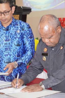 Bupati Yuni Wonda: Pendidikan Prioritas, Generasi Muda Harus Melek Teknologi