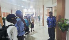 Sekretaris BKPPA  Muis Wenda Milly ,ST  Ketika memberikan arahan kepada peserta latsar