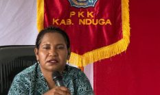 Ketua TP-PKK Nduga Ny. Replina K. Beon Pimpin Pertemuan Rutin Bulanan, Tegaskan Konsistensi Jalankan 10 Program Pokok PKK untuk Kesejahteraan Keluarga
