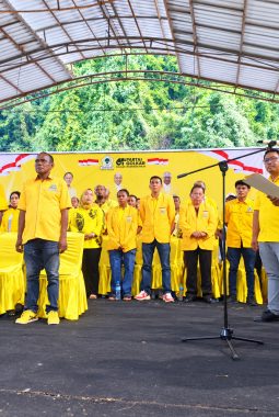 Golkar Kota Jayapura Gelar Pelantikan Akbar, Abisai Rollo Tegaskan Konsolidasi Harus Menyentuh Distrik, Kelurahan, dan Kampung