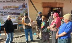 Pemkab Puncak Jaya Salurkan Bantuan Dana Otsus kepada 27 Pelaku Usaha OAP di Distrik Ilu, Dorong Kemandirian dan Penguatan Ekonomi Lokal