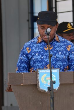 Sekda Mamberamo Tengah Tegaskan Pancasila Jadi Pedoman ASN dalam Melayani Masyarakat dan Menjaga Persatuan Bangsa