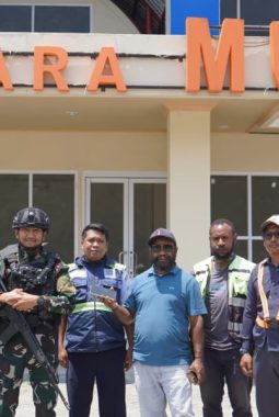 Kopasgat Pastikan Keselamatan Penerbangan Tetap Terjaga Meski Asap Kebakaran Hutan Kurangi Frekuensi Pesawat di Puncak Jaya