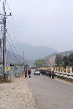 Patroli Rutin Polres Dogiyai Susuri Terminal, Pasar, dan Kampung, Hadirkan Rasa Aman Serta Dorong Warga Aktif Jaga Lingkungan