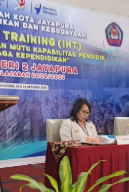 Buka IHT SMAN 2 Jayapura, Kadis Dikbud Tekankan Disiplin dan Pembentukan Karakter Siswa